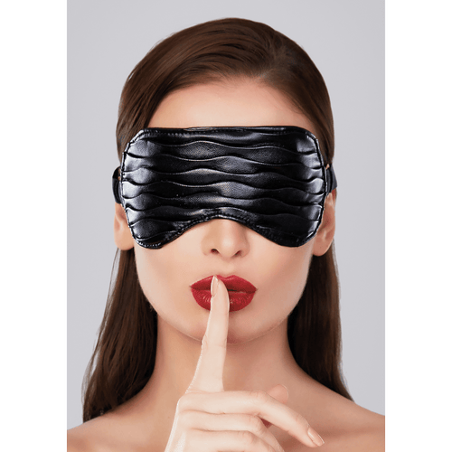 masker van imitatieleer met ruches