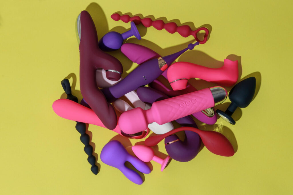 clitoris vibrator of g-spot vibrator